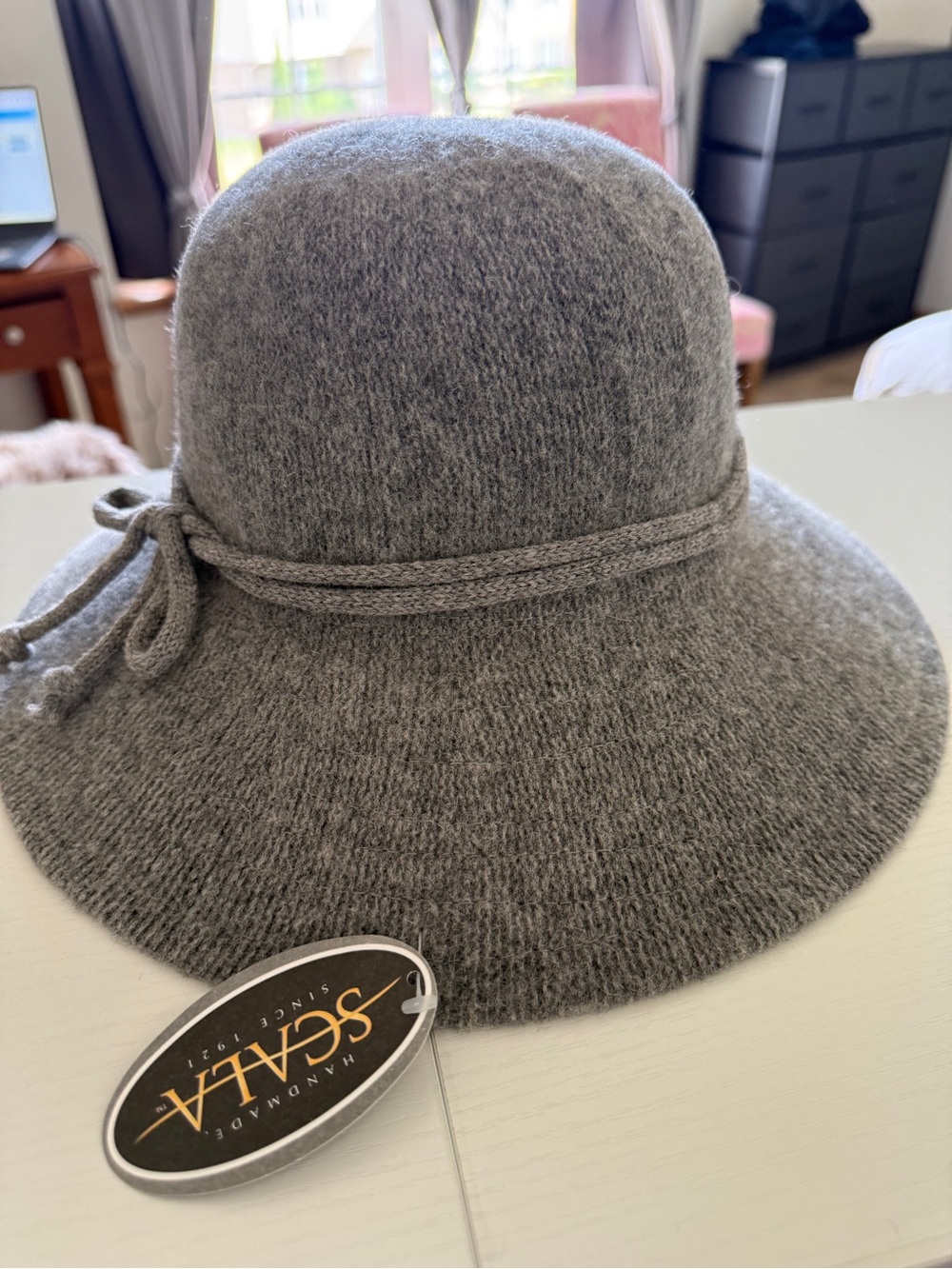 Scala Gray Brimmed Wool Blend Cloche Hat Adjustable OS NWT